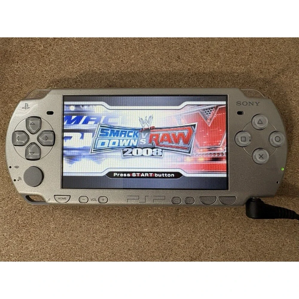 Sony PSP 2000 Console Portable PlayStation Good Tested & Working  - Silver